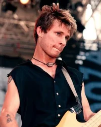Mike Dirnt 