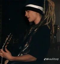 - tom kaulitz -