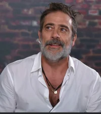 Jeffrey Dean Morgan