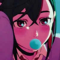 Momo Ayase