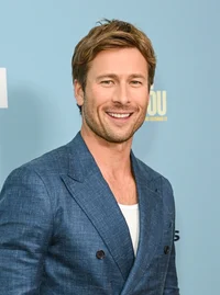 Glen Powell 