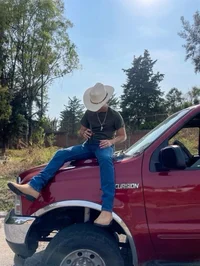 Weston Knox