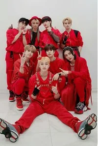 Stray Kids