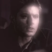 01 DEAN WINCHESTER