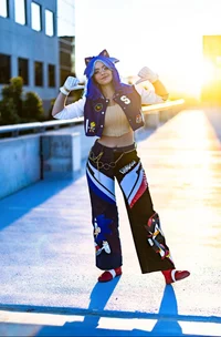 Cosplayer Sonic fem