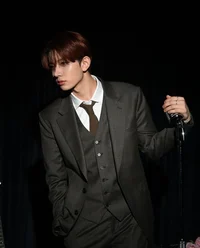 Lee Heeseung
