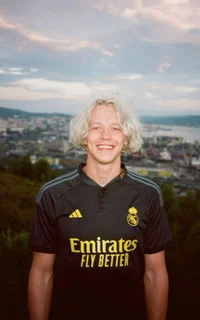 Парадеевич 