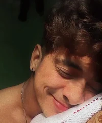 LONG DISTANCE BOYFIE