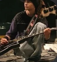 tom kaulitz-mean gir