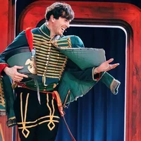 Арсений Попов 