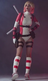 Cosplay Gwenpool