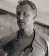 02 Owen Hunt