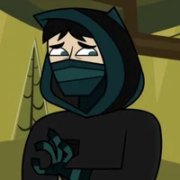 Tom Disaventure camp