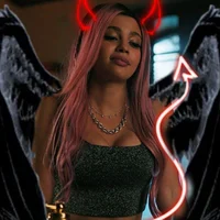 Toni Topaz