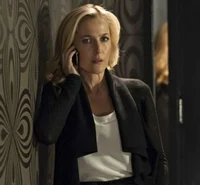Gillian Anderson