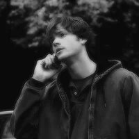 01 SAM WINCHESTER