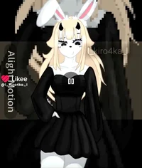 Кира в платье