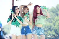 Jisoo Lisa and Rose