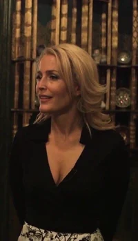 Gillian Anderson