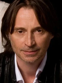Robert Carlyle