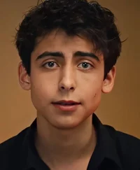 Aidan gallagher 