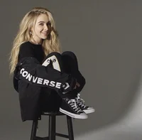 Sabrina Carpenter 