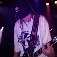 2 - Tom Kaulitz