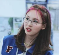 Im Nayeon