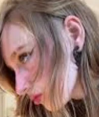 Werid Girl