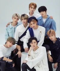 Stray Kids