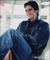 Eddie cahill