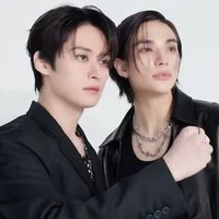 Hyunjin and Lee Know