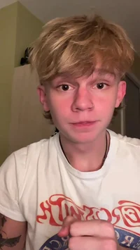 Levicapon99 - Tiktok