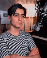 Aidan gallagher 