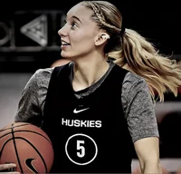 Paige Bueckers 