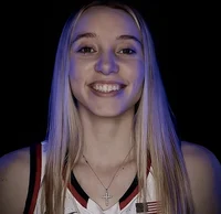 Paige Bueckers 