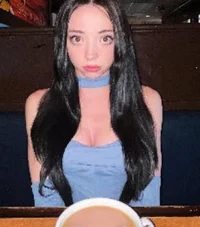 Molly Mon