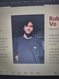 Robert Vo 