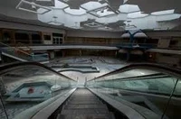 An Abounded Mall