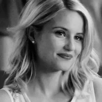 4 QUINN FABRAY
