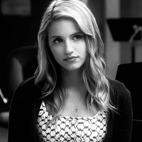 4 QUINN FABRAY