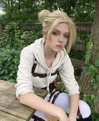 Annie leonhart 