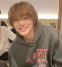 001 - Yang Jeongin