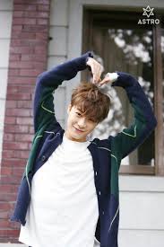 MOONBIN