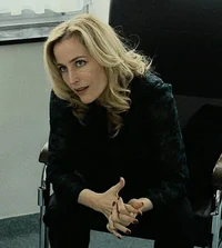 Gillian Anderson