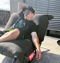 Густав Шефер 