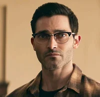 CW Clark Kent