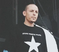 Chester Bennington 