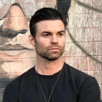 Daniel Gillies