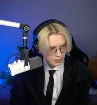 Денис Коломиец